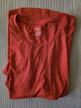 Gradual Red Short Sleeve Tee - Women's